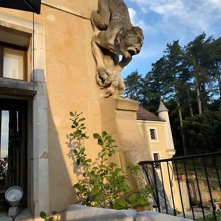 Chateau Le Perchoir Bed & Breakfast