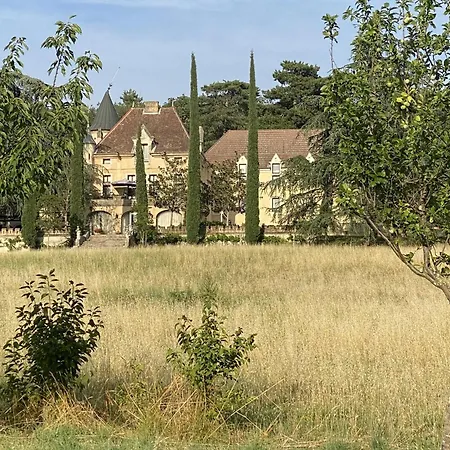 Chateau Le Perchoir 3*
